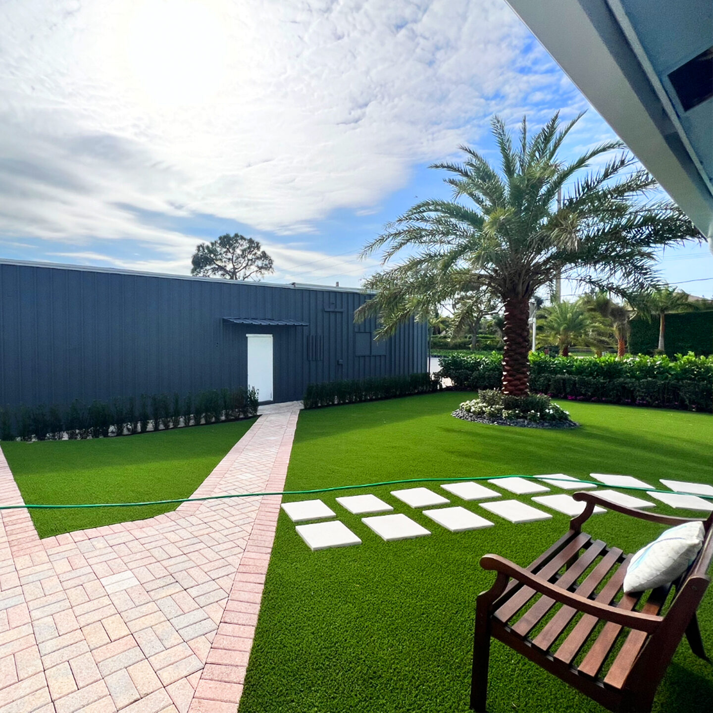 Artificial Turf Installation, Artificial Grass, Landscape - West Palm Beach, Wellington, Delray, Jupiter, Palm Beach County, Broward County, Martin County - Artificial Turf Guy_5